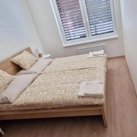 New Cozy 2 Pink 058 Bratislava