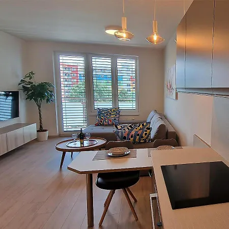 Apartman New Cozy 2 Pink 058 *